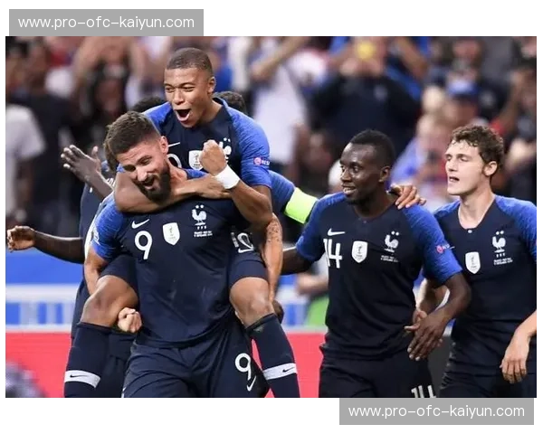 2014法国vs西班牙：战火重燃，足坛史诗再谱华章