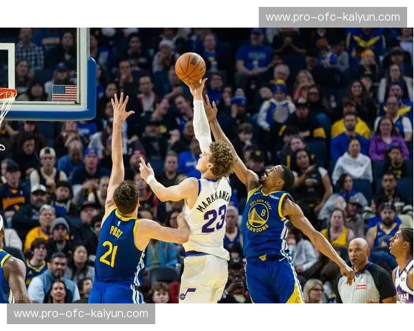 爵士vs勇士：大小分博弈，谁能点燃奥克兰夜空？